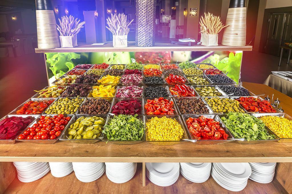 מאמאיה Savoy Hotel מראה חיצוני תמונה