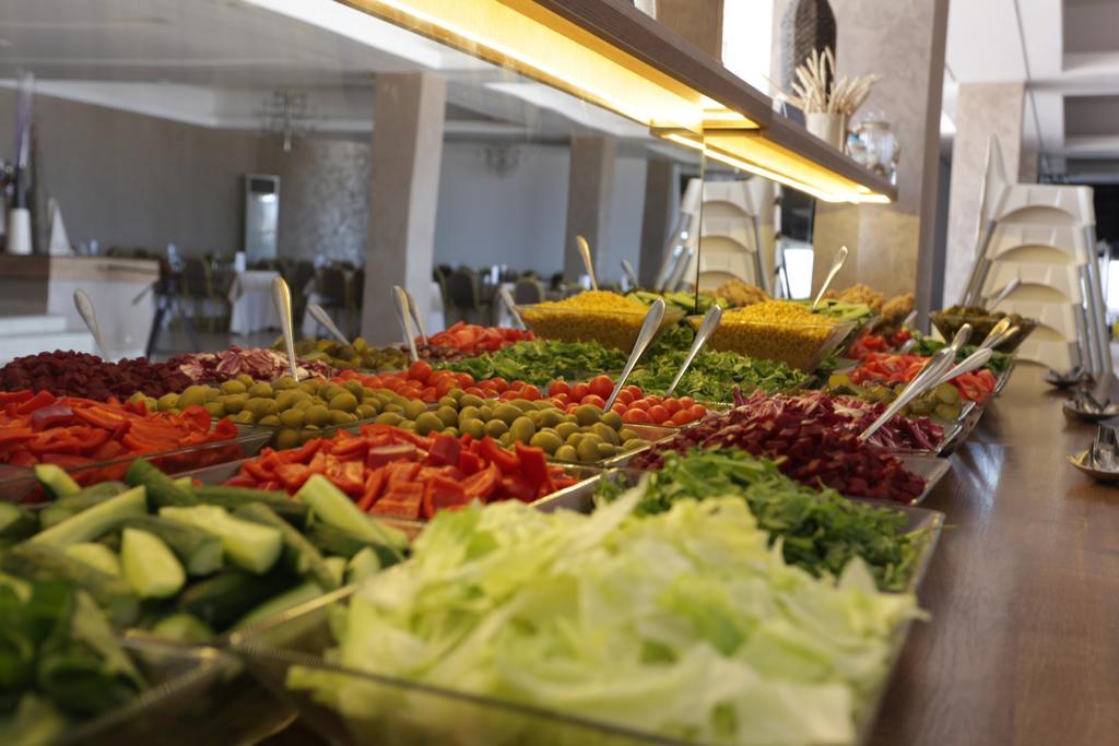 מאמאיה Savoy Hotel מראה חיצוני תמונה