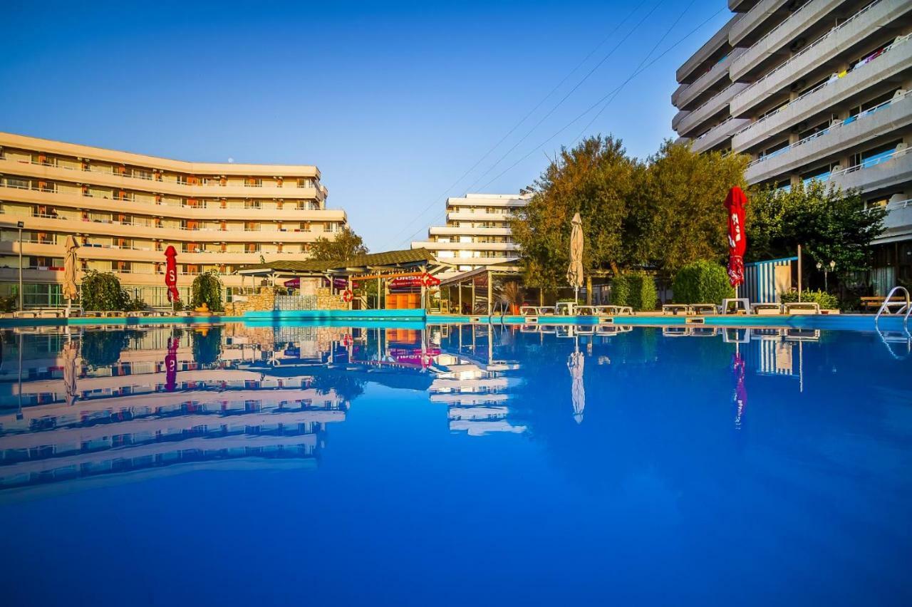 מאמאיה Savoy Hotel מראה חיצוני תמונה